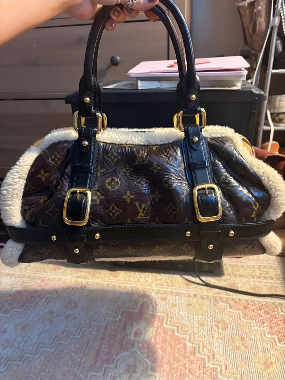 Louis Vuitton Brown Monogram Patent and Cream Shearling Trim Satchel - Picture 3 of 16